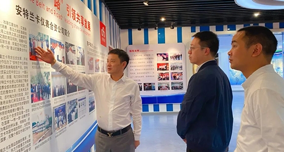 青田县委常委、、纪委书记、、监委主任陆翔到888集团集团开展“纪检监察干部联百企”活动