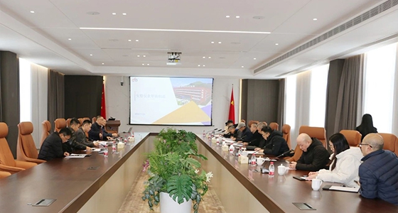 省级两化融合国家综合性树模区验收组专家调研888集团集团